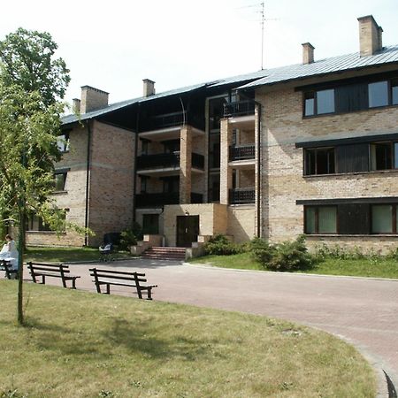Lesny Dwor Aparthotel Mielno  Bagian luar foto