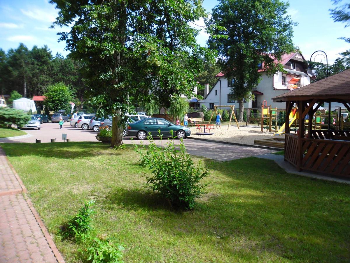 Lesny Dwor Aparthotel Mielno  Bagian luar foto