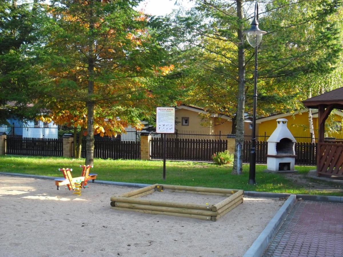 Lesny Dwor Aparthotel Mielno  Bagian luar foto
